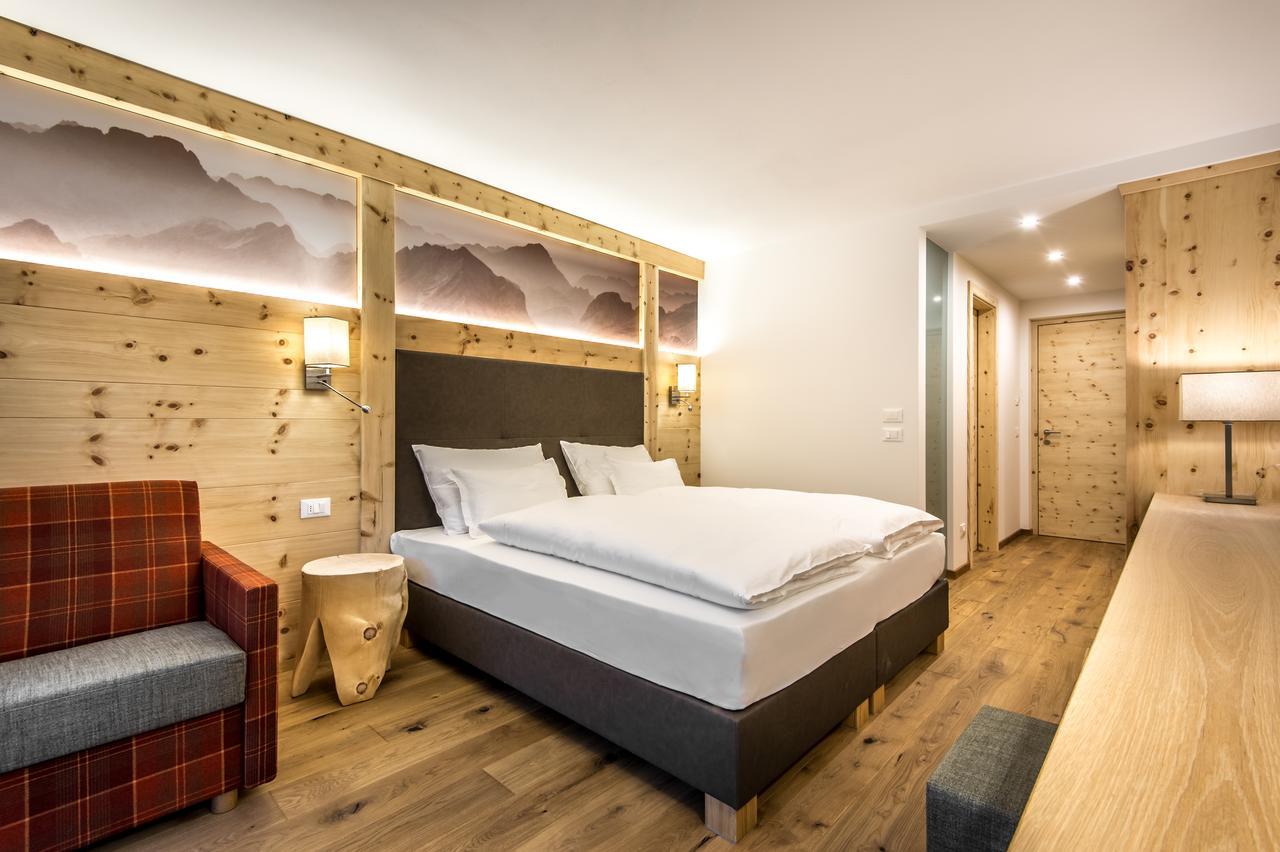 Garni Larix Hotel Colfosco Kültér fotó