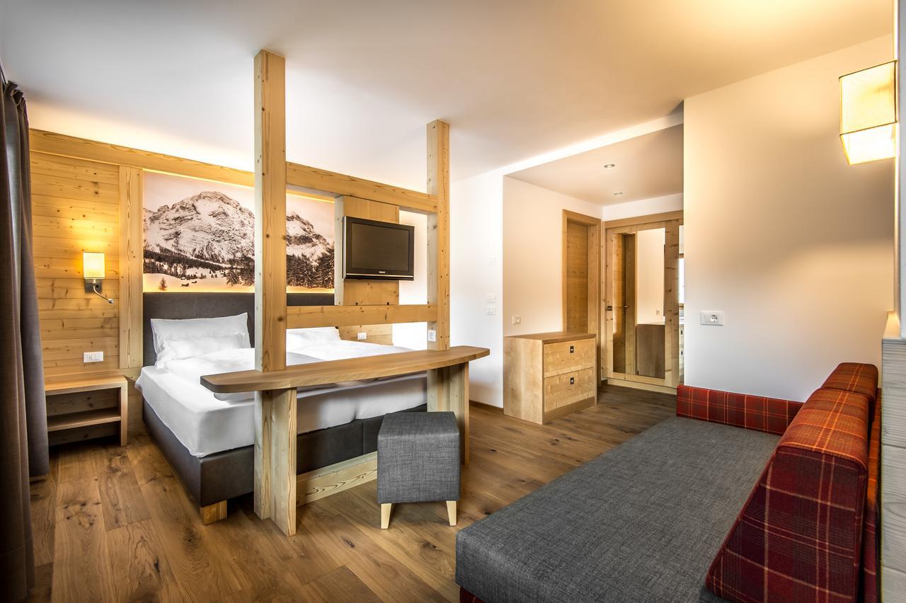 Garni Larix Hotel Colfosco Kültér fotó